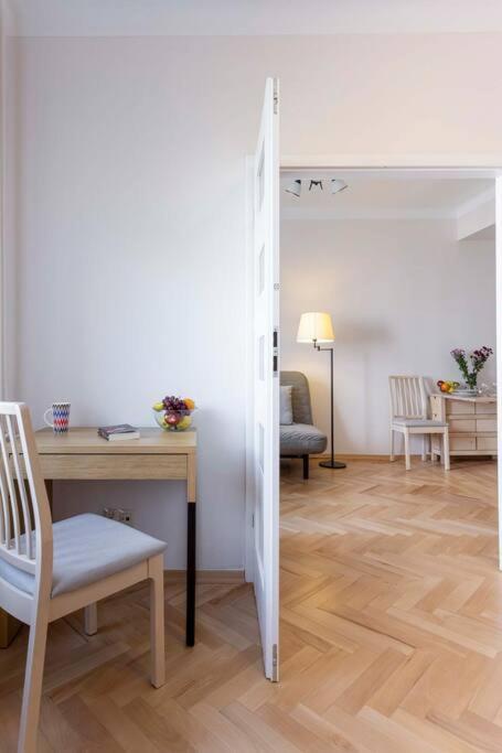 Apartmán Plac Konstytucji 4, Centrum
